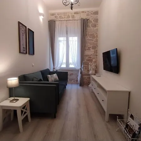 Apartment Antique Zadar - City Center Esterno foto