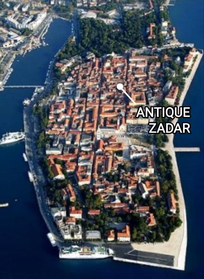 Antique - Center *